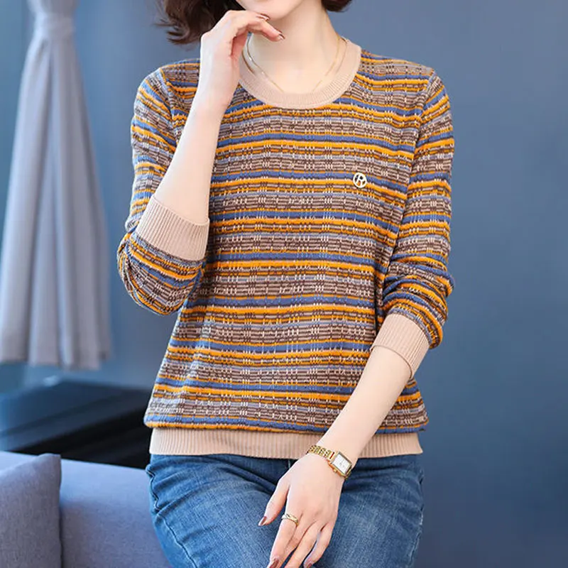 Women's Clothing 2022 Autumn Winter Vintage Striped Spliced Loose Knitted Sweaters Fashion O-Neck Casual Jumpers T-shirt Female - Image 2